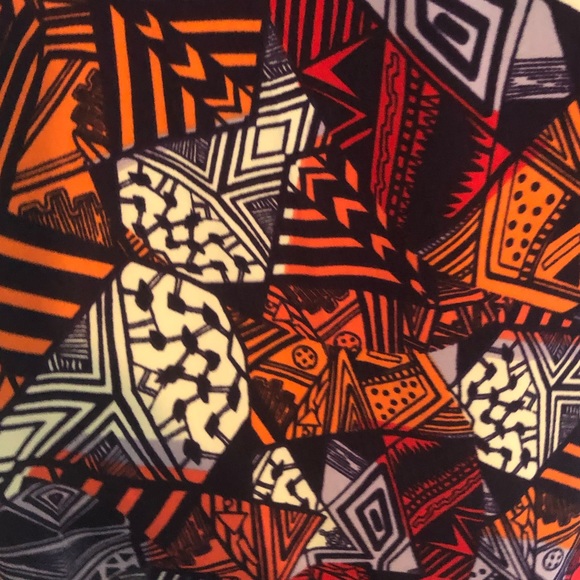 LulaRoe Joy Kimono - Picture 2 of 3